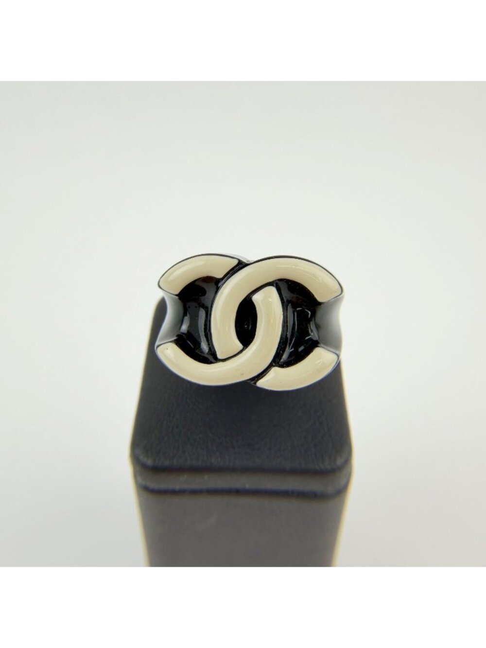 Chanel CC Logo Wide Ring Resin Black Ivory 01P Vintage